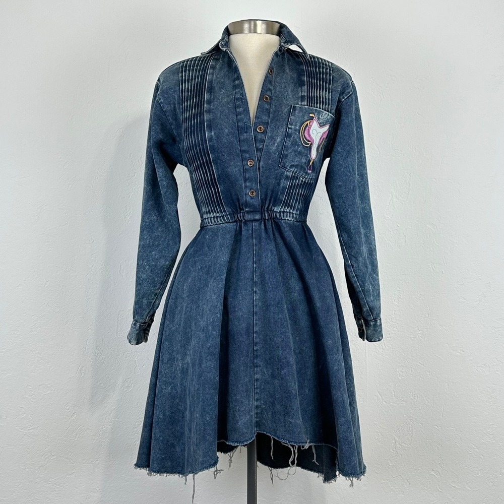 Western Cowgirl Rodeo Festival Dress Size 4 Denim Raw Hem Yoke Back Embroidered